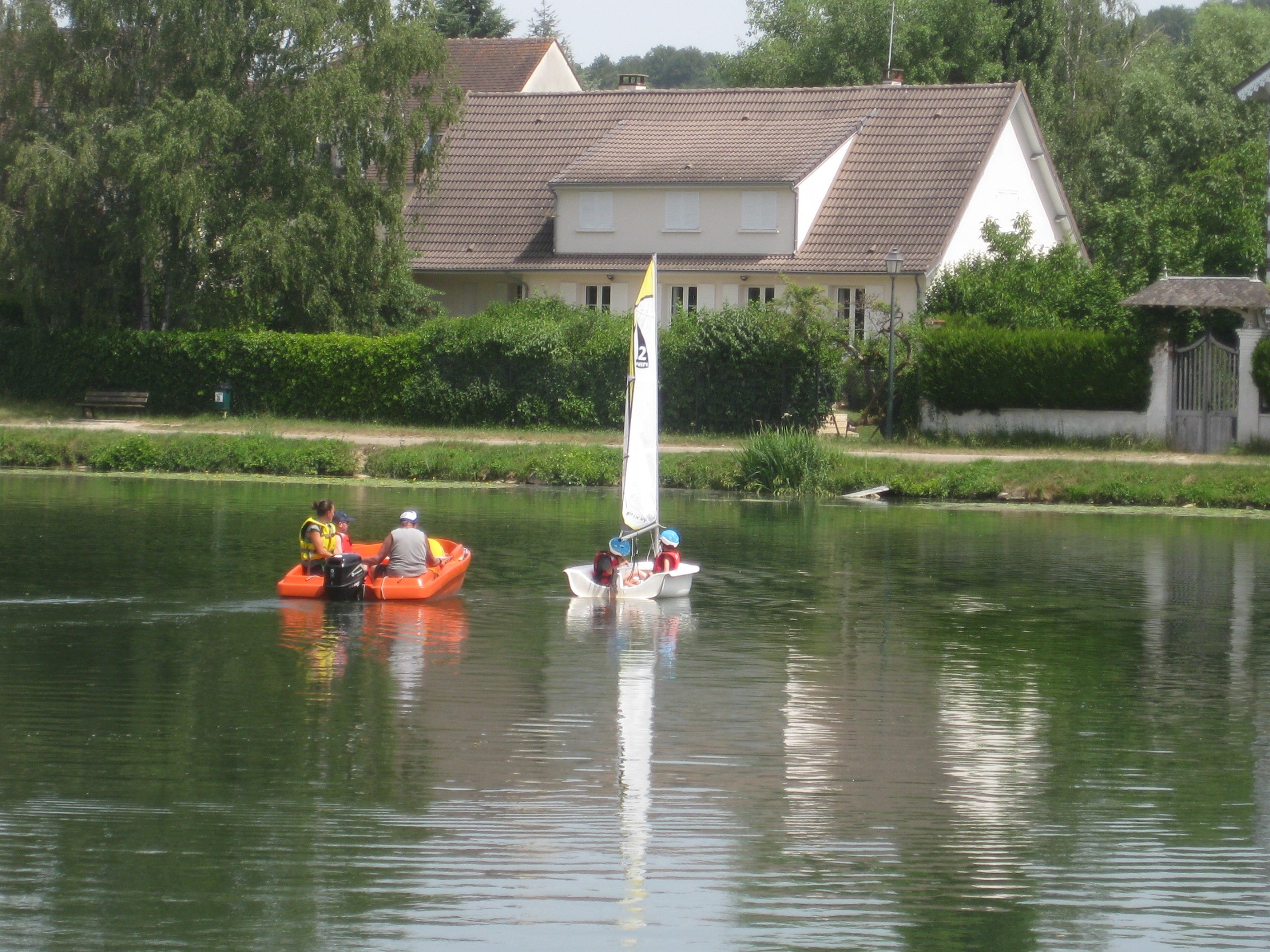 7 sous haute surveillance